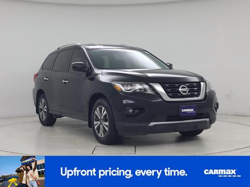 2017 Nissan Pathfinder SV