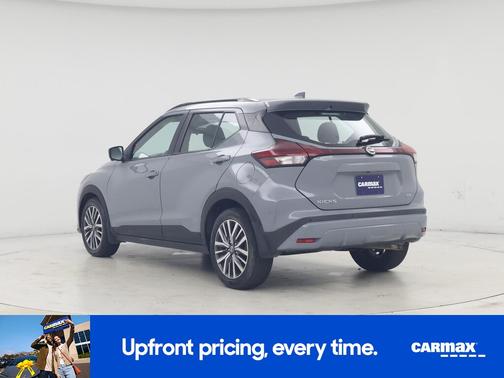 2021 Nissan Kicks SR