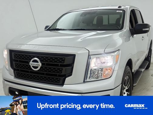 Silver 2020 Nissan Titan SV