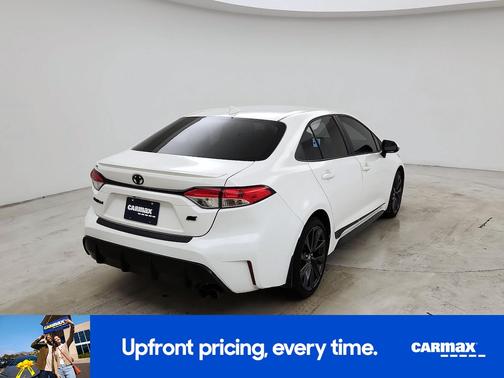 White 2025 Toyota Corolla SE
