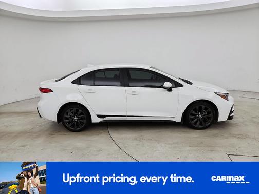 White 2025 Toyota Corolla SE