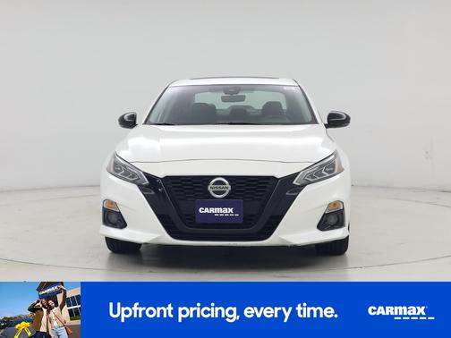 2022 Nissan Altima SR