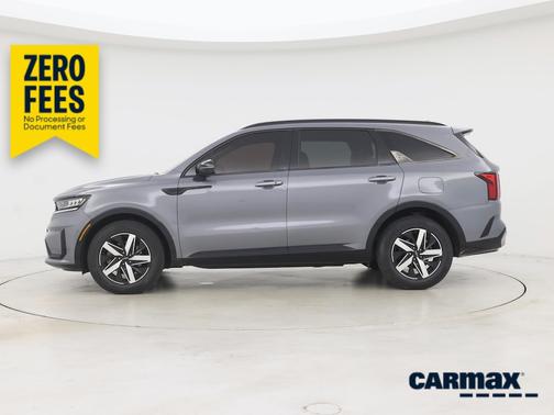Gray 2023 Kia Sorento S