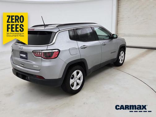 Silver 2018 Jeep Compass Latitude