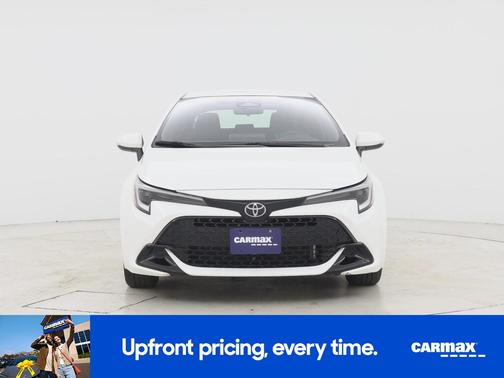White 2025 Toyota Corolla Hatchback SE