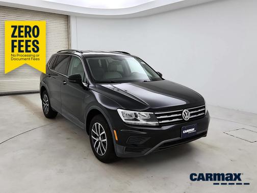 Black 2019 Volkswagen Tiguan SE