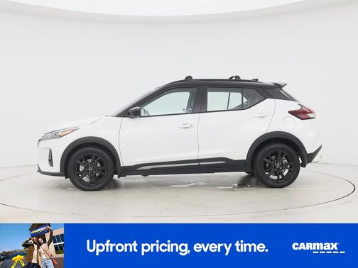 White 2023 Nissan Kicks SR