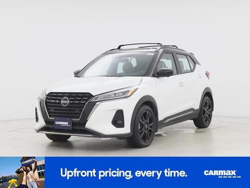 White 2023 Nissan Kicks SR