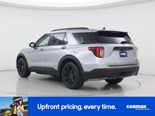 Silver 2023 Ford Explorer ST-Line