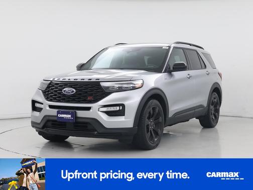 Silver 2023 Ford Explorer ST-Line
