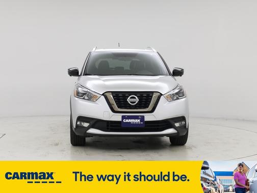 2019 Nissan Kicks SR