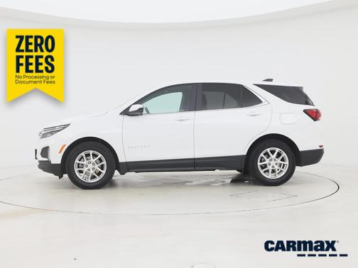 White 2024 Chevrolet Equinox LT