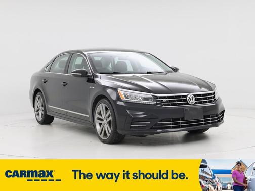 2017 Volkswagen Passat R-Line