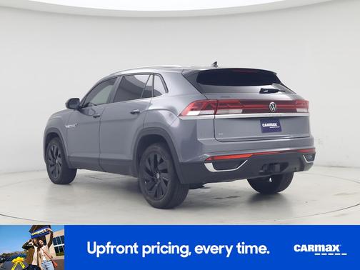 2024 Volkswagen Atlas Cross Sport SE w/Tech