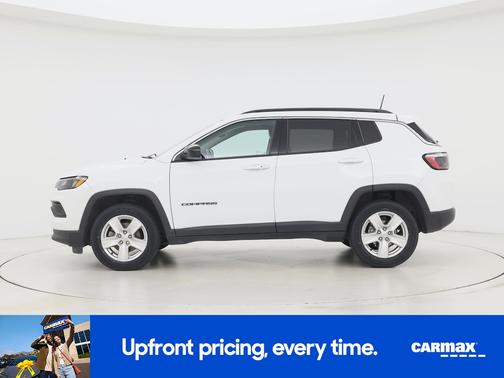 White 2022 Jeep Compass Latitude