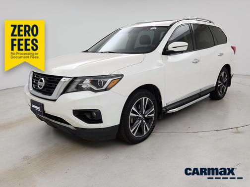 White 2018 Nissan Pathfinder Platinum