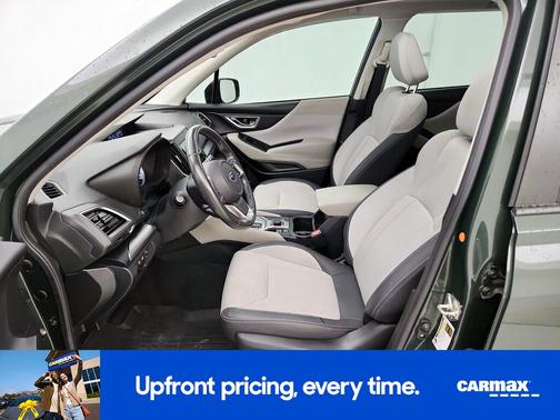 Green 2022 Subaru Forester Premium