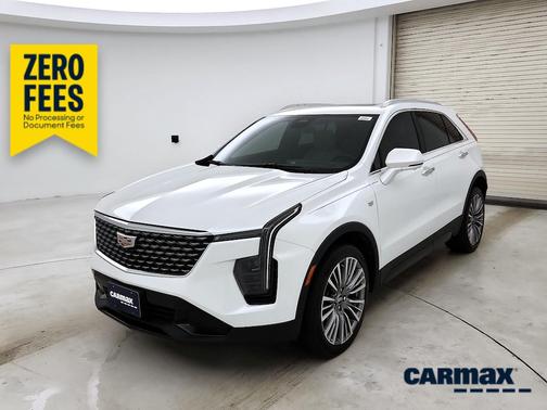 White 2025 Cadillac XT4 Premium Luxury
