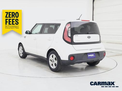 White 2018 Kia Soul
