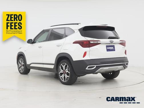 White 2021 Kia Seltos SX