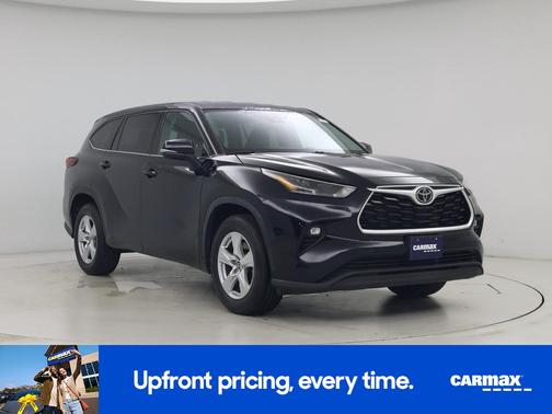 2022 Toyota Highlander LE