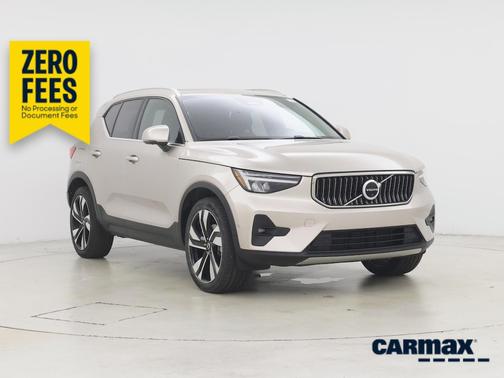 Tan 2023 Volvo XC40 B5 Plus Bright Theme