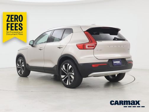 Tan 2023 Volvo XC40 B5 Plus Bright Theme