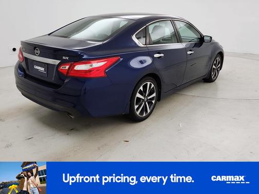 Blue 2016 Nissan Altima SR