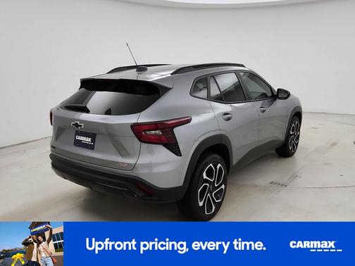 Gray 2024 Chevrolet Trax 2RS