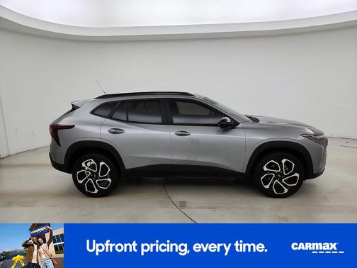 Gray 2024 Chevrolet Trax 2RS