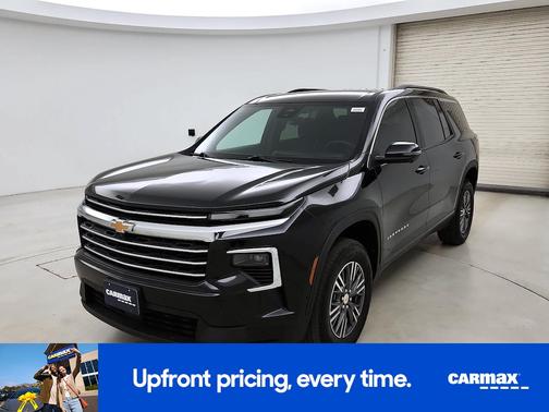 Black 2024 Chevrolet Traverse LT