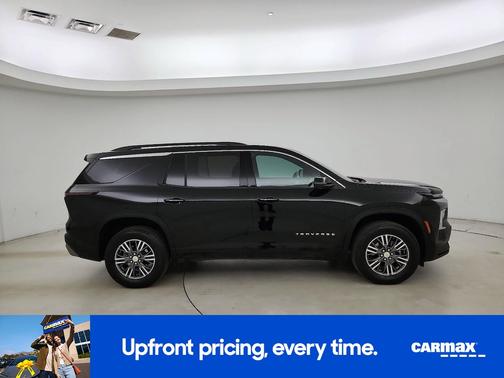 Black 2024 Chevrolet Traverse LT