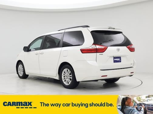 2017 Toyota Sienna XLE Premium