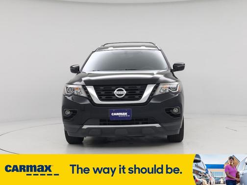 2019 Nissan Pathfinder SV
