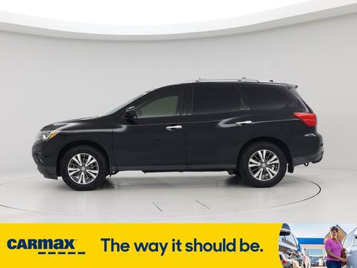 2019 Nissan Pathfinder SV