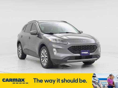 2022 Ford Escape Titanium