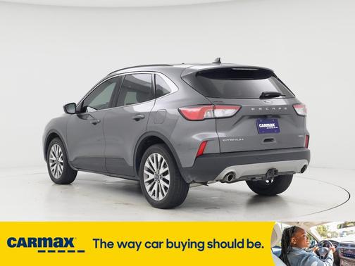 2022 Ford Escape Titanium