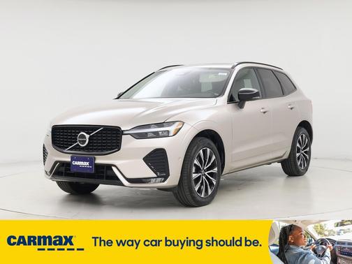 2025 Volvo XC60 B5 Plus