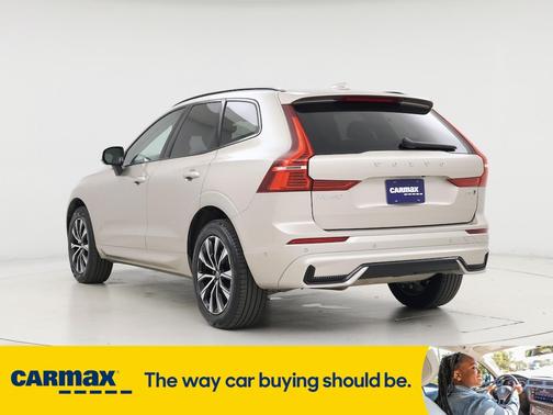 2025 Volvo XC60 B5 Plus