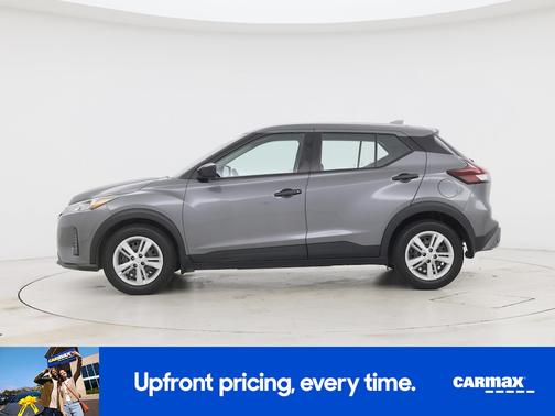 Gray 2023 Nissan Kicks S