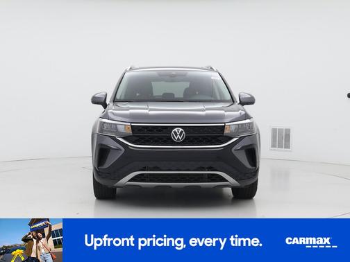 Gray 2024 Volkswagen Taos SE