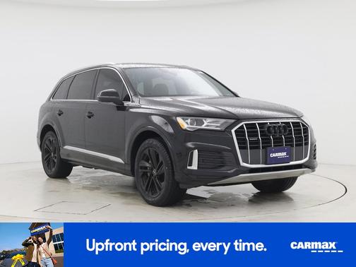 Black 2021 Audi Q7 Premium