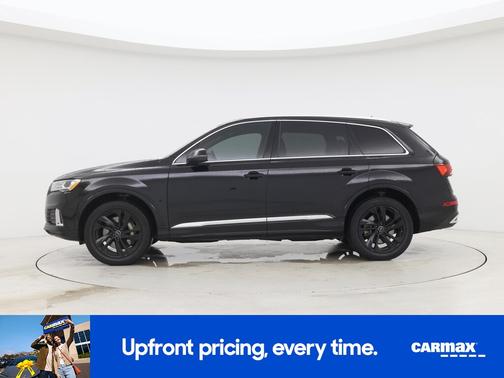 Black 2021 Audi Q7 Premium