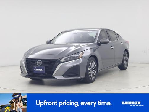 2023 Nissan Altima SV