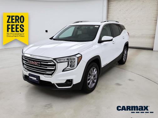 White 2023 GMC Terrain SLT