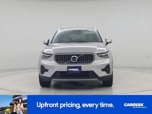 2023 Volvo XC40 B5 Plus Bright Theme