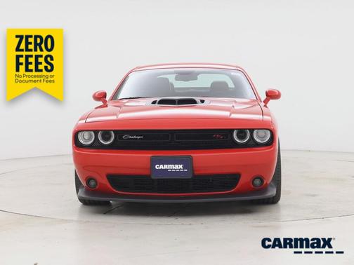 Red 2018 Dodge Challenger 392 Hemi Scat Pack Shaker