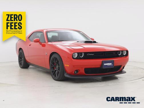 Red 2018 Dodge Challenger 392 Hemi Scat Pack Shaker