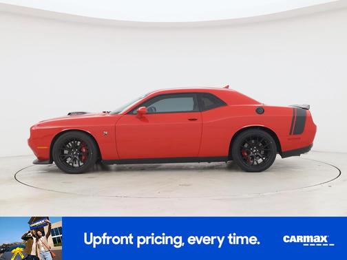 Red 2018 Dodge Challenger 392 Hemi Scat Pack Shaker
