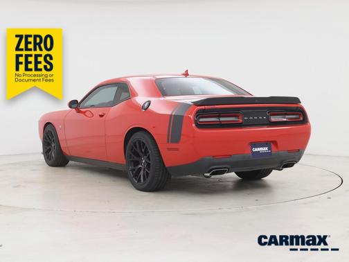 Red 2018 Dodge Challenger 392 Hemi Scat Pack Shaker